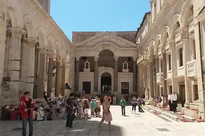 SPLIT-PREMIUM Emperor's Walking Tour for History Lovers + Museum - Fruit Square (Trg Brace Radic) and Marul: Literature on Stone