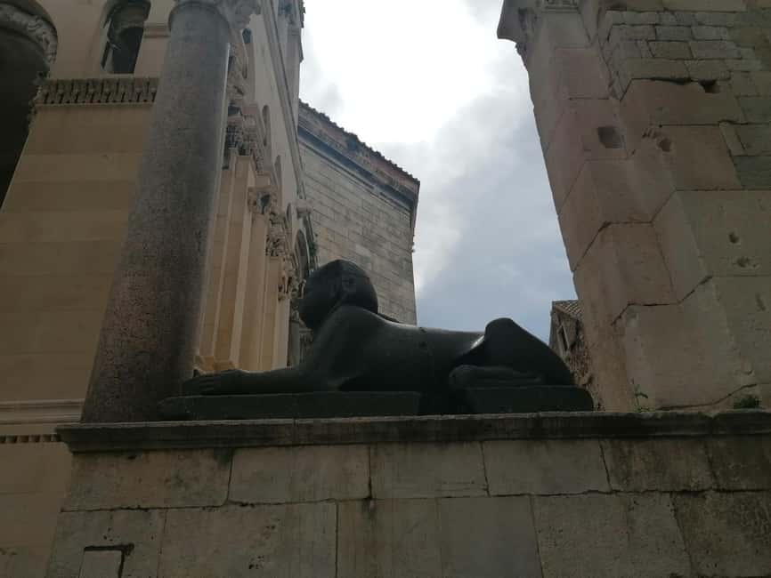 Split; Private Morning Walking Tour in Split - Golden Gate, the Secret stop, and People’s Square for everyday Split energy
