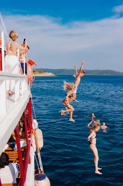 Split: Sunset Boat Party with Live DJs and Blue Lagoon Swim - Photographer and Free Photos: Why This Matters More Than You Think