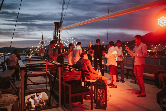 Split Sunset Cruise With Live Music - Live Music That Fits the Sunset Mood (Not Just Noise)