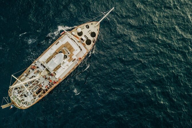 Split:Sunset Cruise with Live Music - Marjan Hill to Kaštela Bay: the cruise route that keeps changing