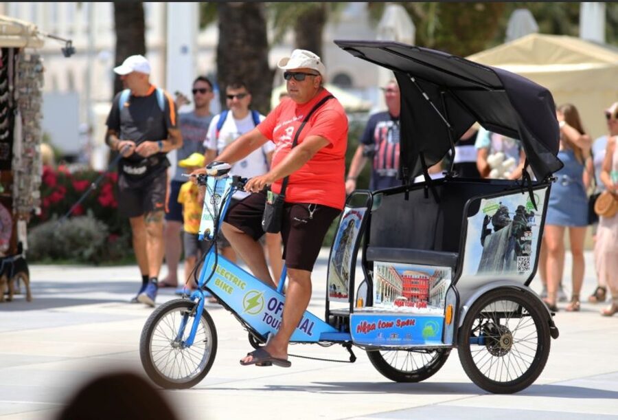 Split Tour in Private Electric Rickshaw - Marjan Forest Park all around, then Bene Beach with a free drink