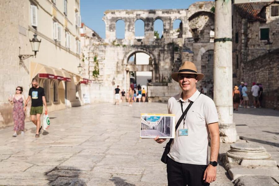 Split: Walking tour of Split with a 'Magister' of History - Meet Toni Šare at the Bronze Gate, and start with the southern seaside entrance