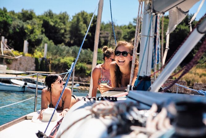 Sunset Sailing Tour on the Pakleni Islands - Key things that make this sunset sail worth it
