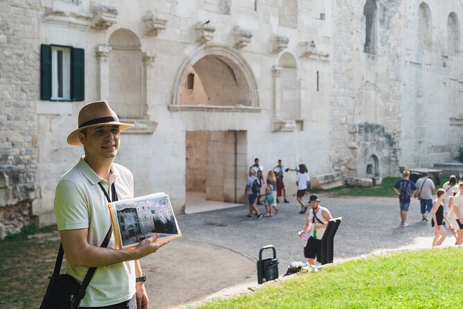 Walking Tour of Split with a 'Magister' of History - Stop 2: The Peristyle, Roman design in the middle of today