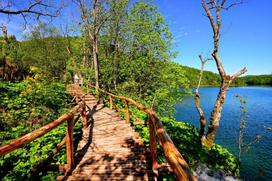 Zagreb to Split: Private Transfer with Plitvice Lakes - A smooth Zagreb to Split transfer that actually uses your time